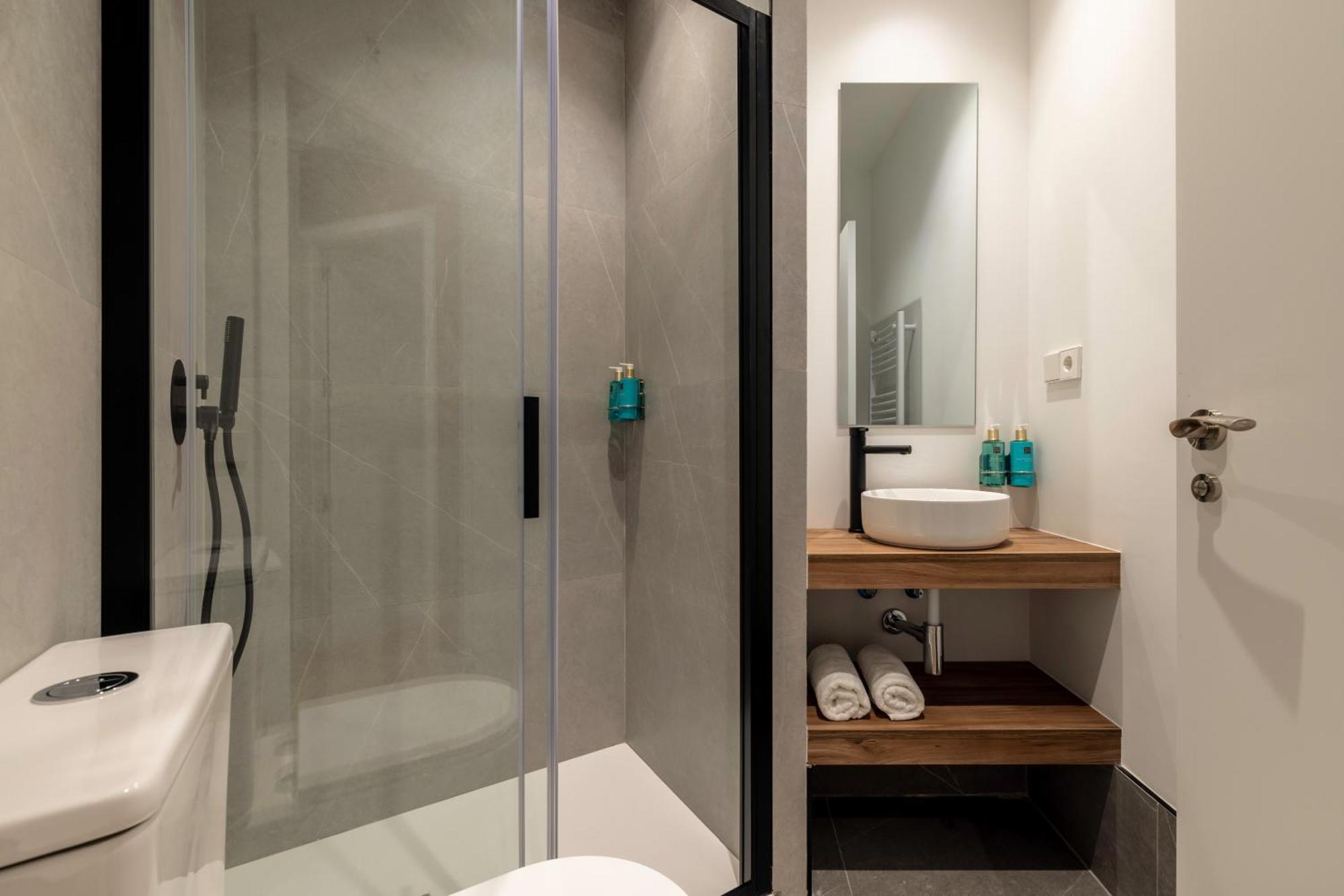 New Designed Flat 3 Bedrooms 2 Showers * Madri